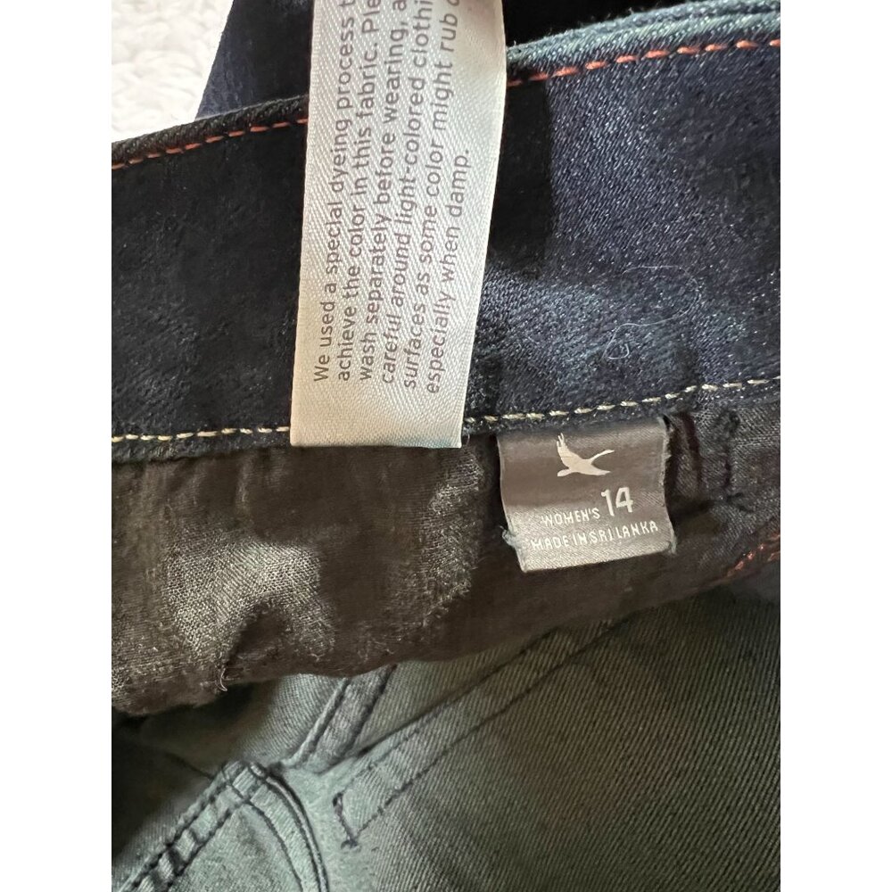 Eddie Bauer Slightly Curvy Jeans Sz 14 Womens Slim Straight Dark Wash - Picture 7 of 12